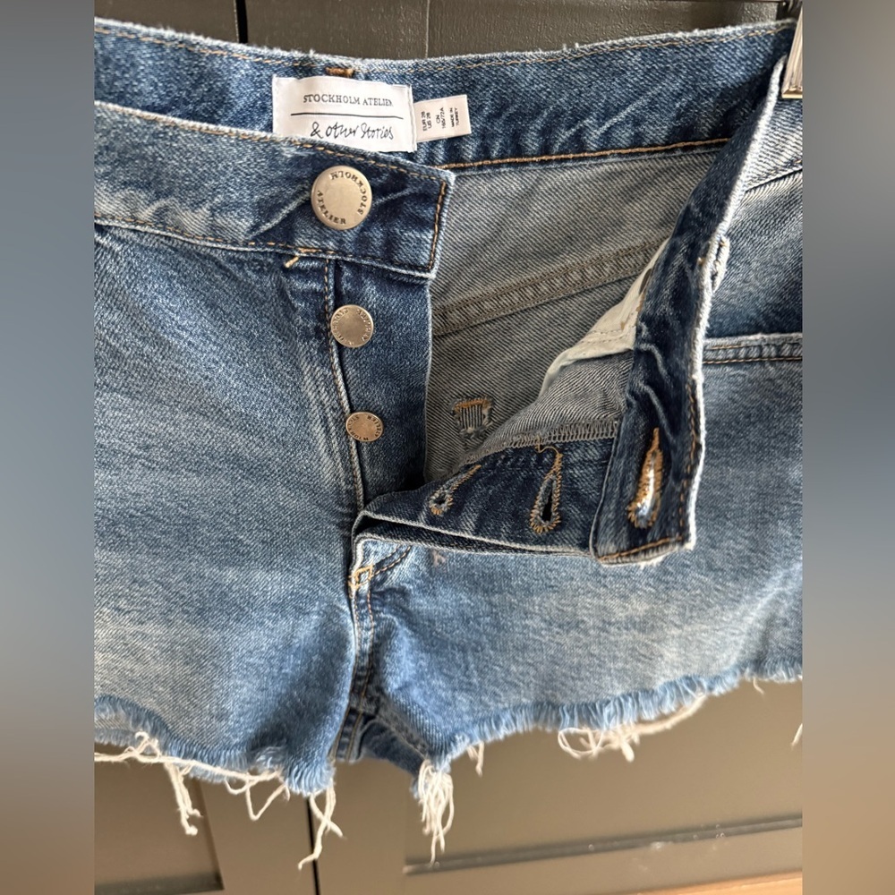 & Other Stories Denim Blue Women's Shorts • 28 - Picture 4 of 7